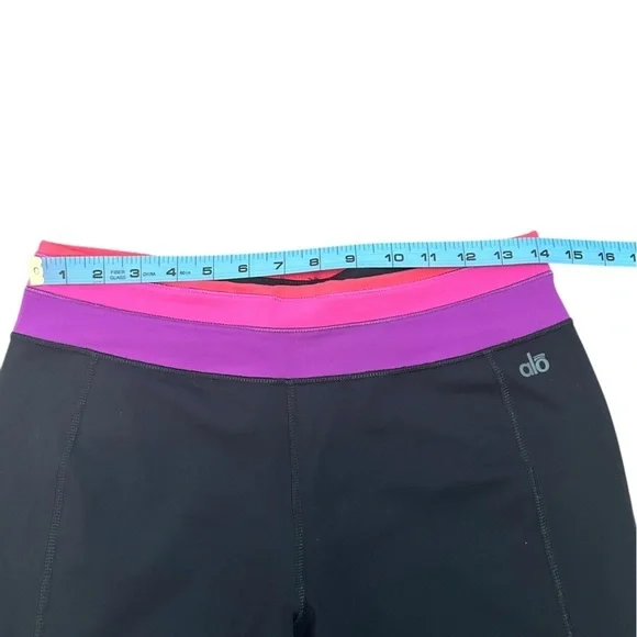 Alo Black & Pink Purple Colorblock Waist Activewear Capri Leggings Womens Medium - Picture 7 of 11
